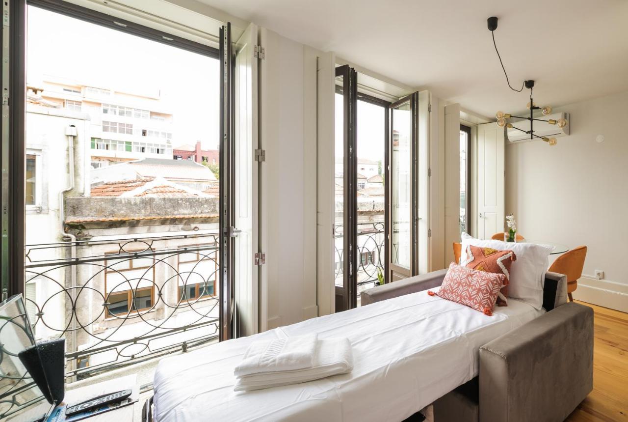 Bright Studio Near Douro River - With Balcony بورتو المظهر الخارجي الصورة